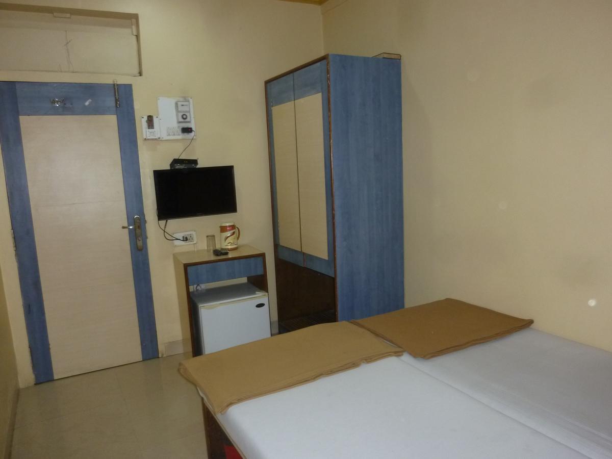 Hotel Stars ムンバイ 部屋 写真